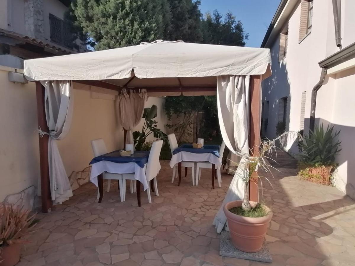Gentarrubia Bed and Breakfast Capoterra Eksteriør billede